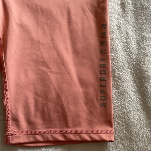 Super dry pale pink active biker shorts - Picture 2 of 7